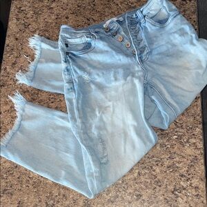 Maurices Light Blue Frayed Hem Cropped Jeans